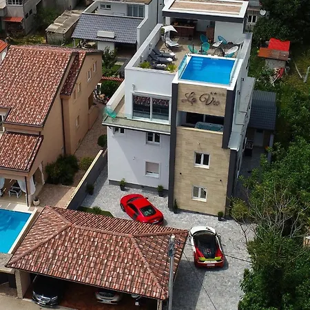 La Vie Holiday home